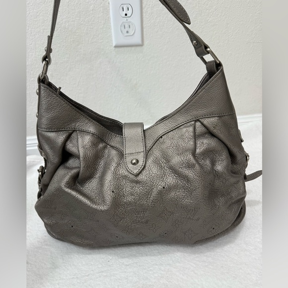 Louis Vuitton Metallic Mahina Bag - Picture 3 of 12